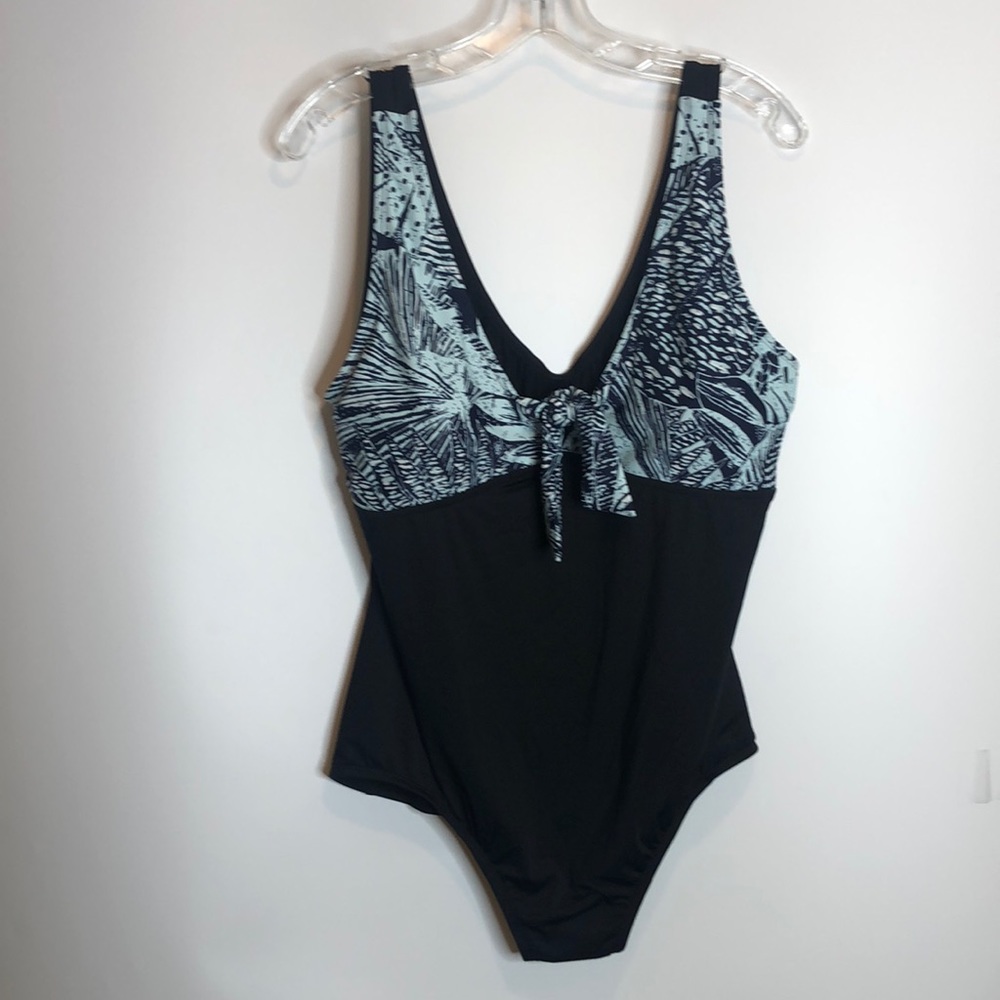 NWT Bleu Ice Womens White Black Tie Front One Piece Swimsuit 22 PLUS SIZE